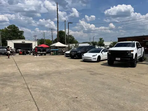 Tint Proz in West Point, MS
