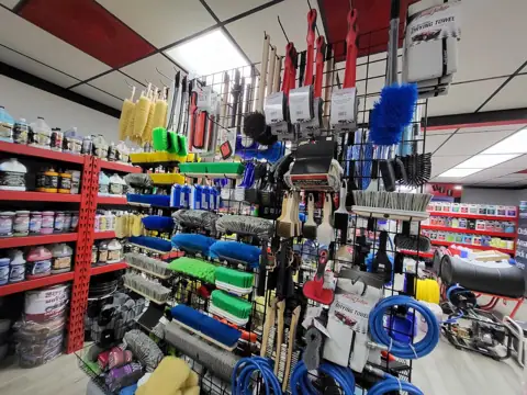 Famous Auto Detail Supplies photo 3