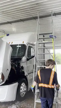 Truck Wash at Love's Travel Stops in Toms Brook, VA