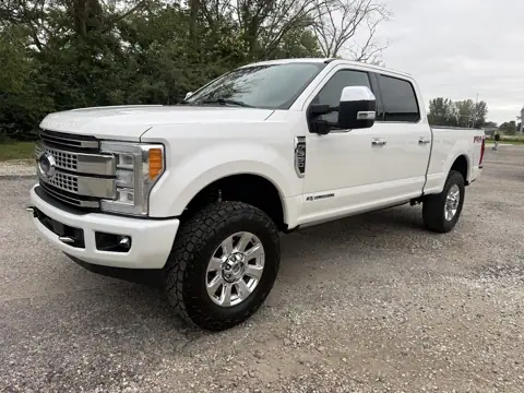 Detailing Pros of Peoria in Mossville, IL