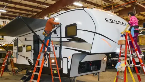 Camping World RV Service - Poteau photo 3
