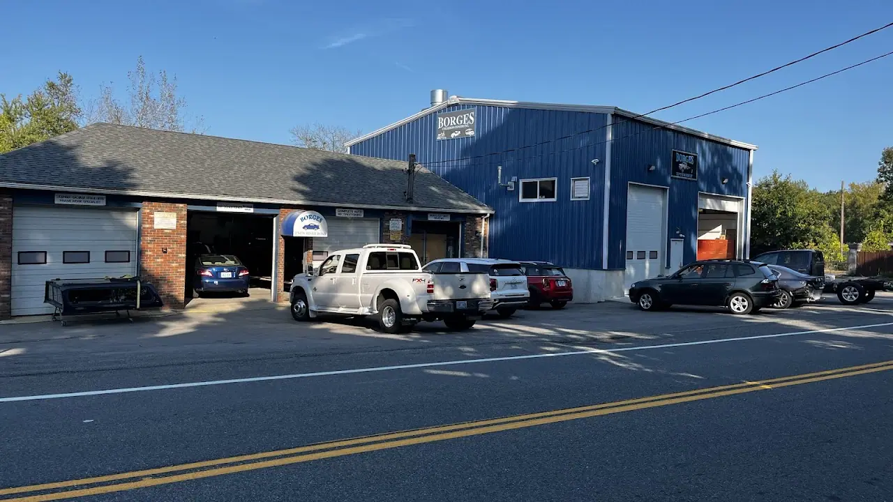 Borges Collision Center Inc, RV detailing in Manville