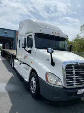 Truck Wash at Love's Travel Stops photo 2
